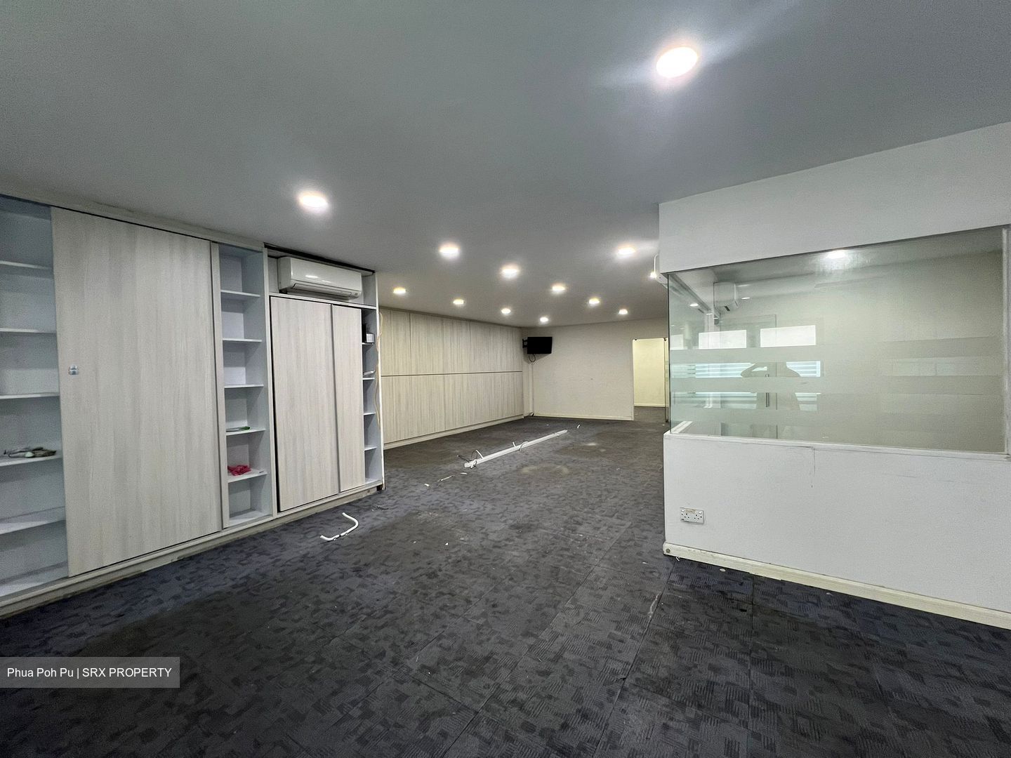 63@ubi (D14), Office #531394451